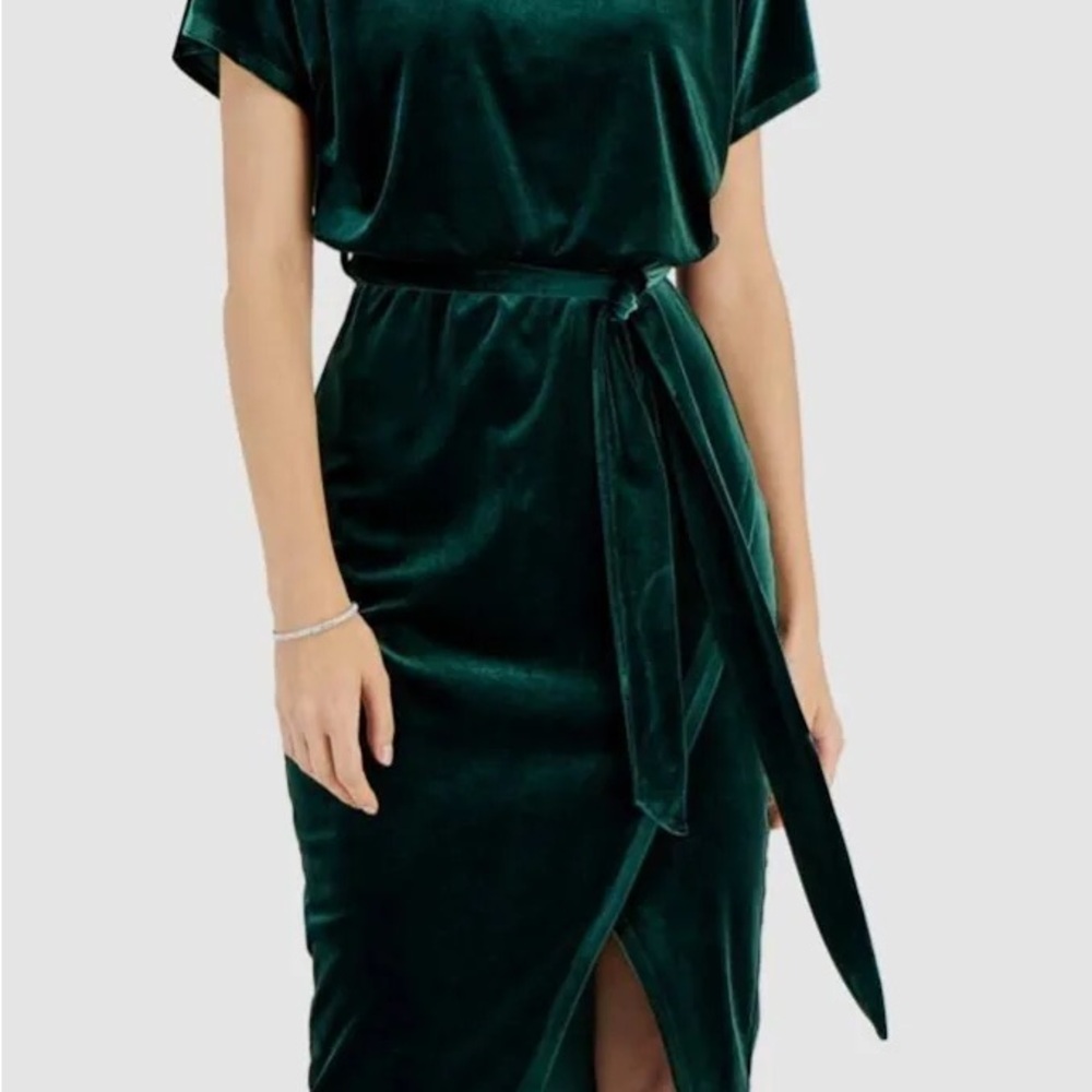 Kensie Dark Green Velvet Midi Dress